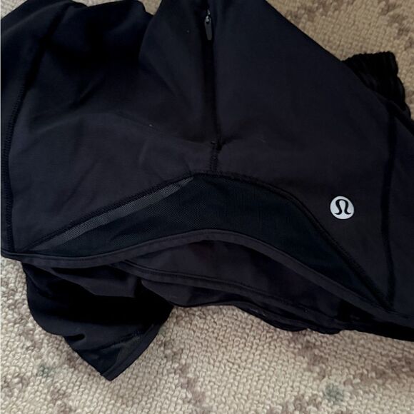 Lululemon black Speed Up high rise black running shorts 8 - Picture 4 of 10